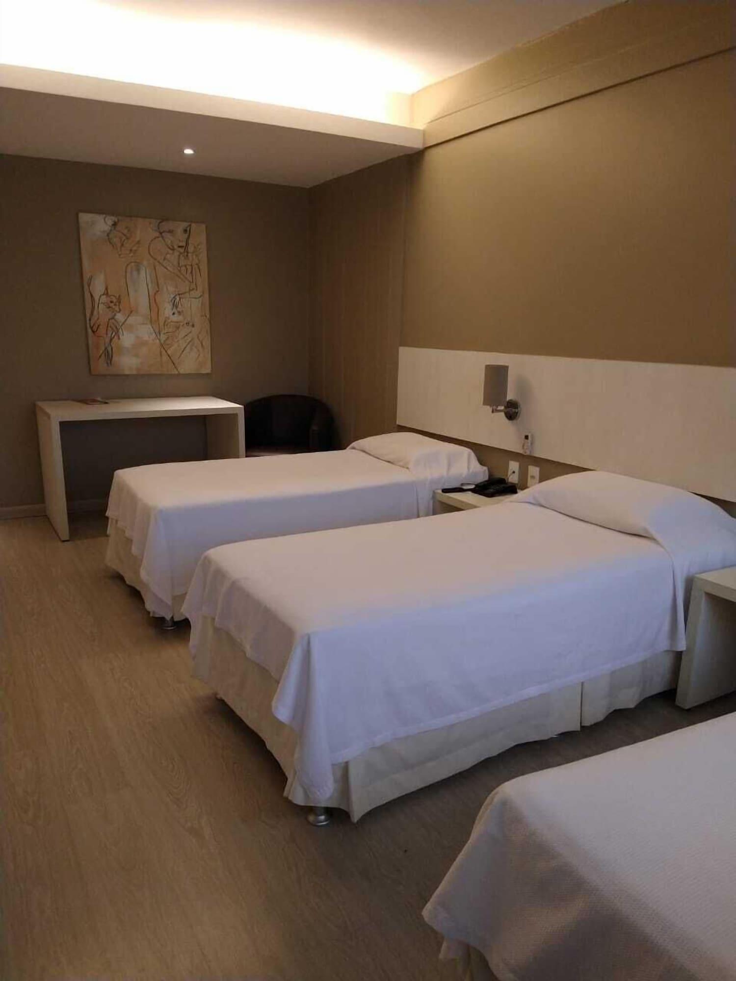 Hotel Manta Pelotas Bagian luar foto