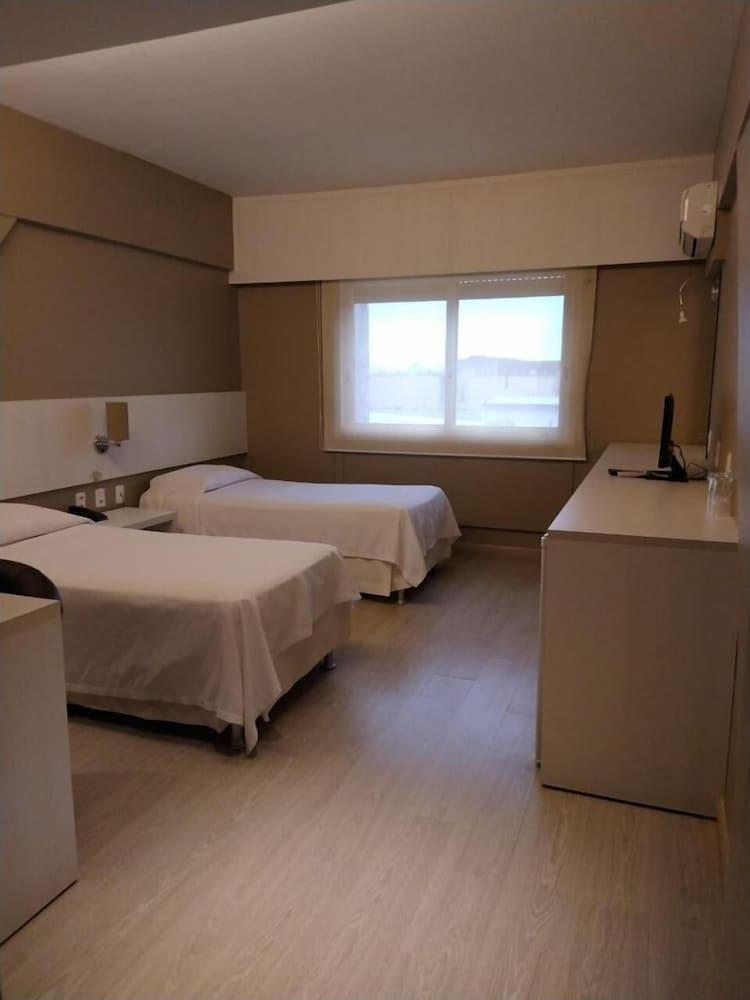 Hotel Manta Pelotas Bagian luar foto